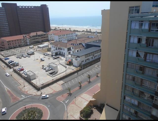 2 BEDROOM APARTMENT TO LET IN SOUTH BEACH